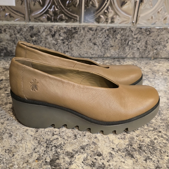 Fly London Beso Womens Brown Leather Loafer Goth Chunky Shoes Size 42/10.5-11 - Picture 4 of 6